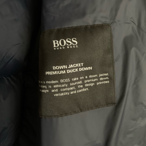 Boss jacket with removable hoodie - Picture 3 of 5